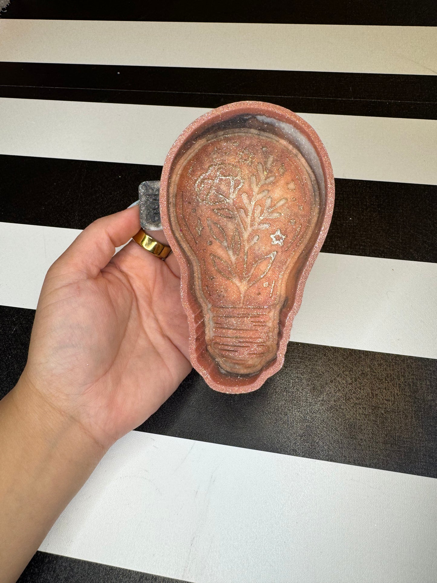 Floral Lightbulb -GGE