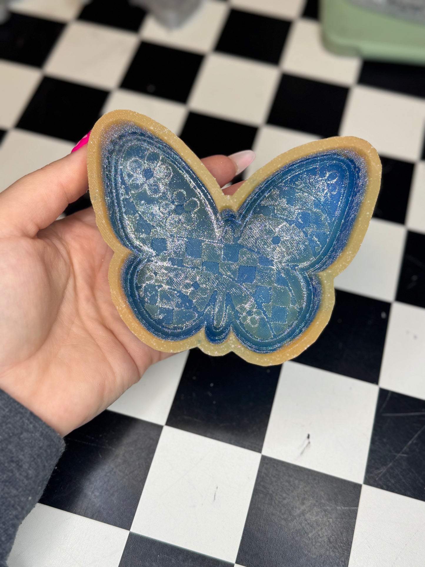 Retro Butterfly - Hey Lo