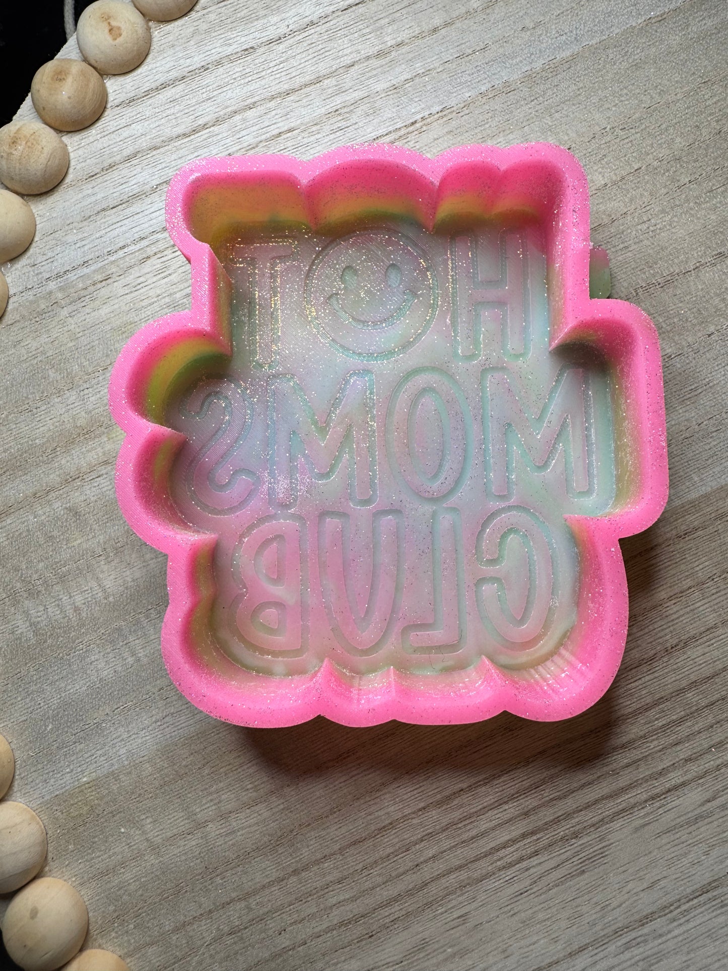 Hot Moms Club - Hey Lo